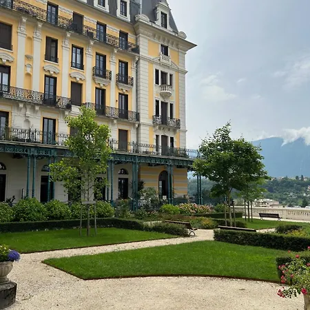 Dans Ancien Palace Le Bernascon Lägenhet Aix-les-Bains